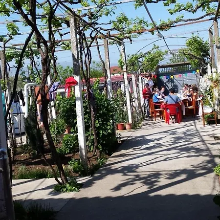 Florians Bed & Breakfast Shkoder